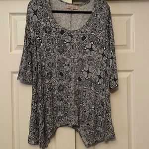 PHILOSOPHY | Black & White Half Sleeved Blouse